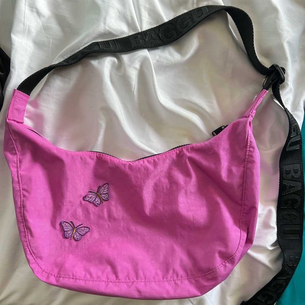 Pink baggu